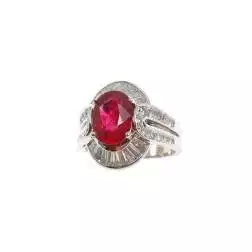 White Gold Solitaire Band Ring with Ruby and Diamonds