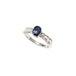 Oval-cut Sapphire Solitaire Ring with Diamonds