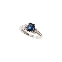 Octagonal-cut Sapphire Solitaire Ring with Diamonds
