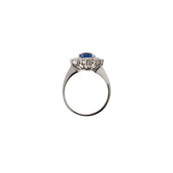 Anello Kate Zaffiro 9x7mm e Diamanti in Oro Bianco