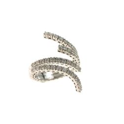 Anello Contrariè Tennis di Diamanti in Oro Bianco