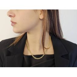 Photo of worn 44cm Chain necklace 2 oval knurled grumetta yellow gold