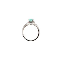Anello Solitario Contrarié con Smeraldo e Diamanti Oro Bianco