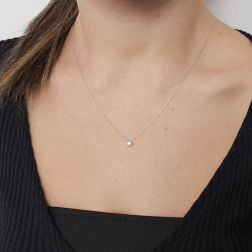 Photo of worn Necklace 4,50mm Circle Diamond