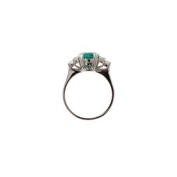 Anello Solitario Smeraldo Ovale 9x8mm e 6 Diamanti