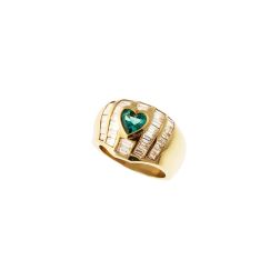 Band ring with Heart-shaped Emerald and Baguette Diamonds