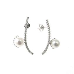 Curved Pendant Earrings with Akoya Pearls and 50 Diamonds
