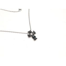 Collana con Croce di Diamanti Neri e 1 Bianco - Larghezza 8.3mm