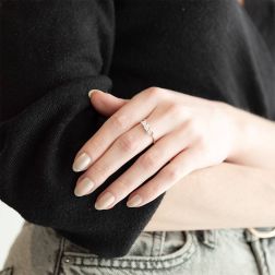 Photo of worn Ring Trilogy Wave 0,59ct GIA Certificate Diamonds