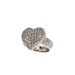 Heart ring with White Diamonds in White 18kt gold