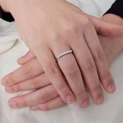 Veretta 9 Diamanti Oro Bianco - 2,70mm foto indossata