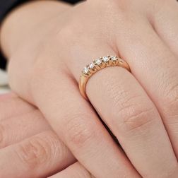 Photo of worn Veretta Suspended 5 Diamonds Rose Gold - Width 3.1mm