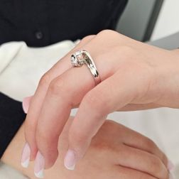 Photo of worn 1.02ct "Louvre" Double Diamond Platinum Surrounded Solitaire Ring