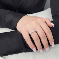 Veretta 7 Diamanti - Larghezza 3.6mm - Oro Bianco foto indossata