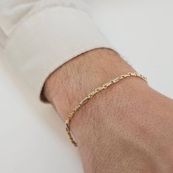 Photo of worn Chain Bracelet 3+1 springs and perforated tube