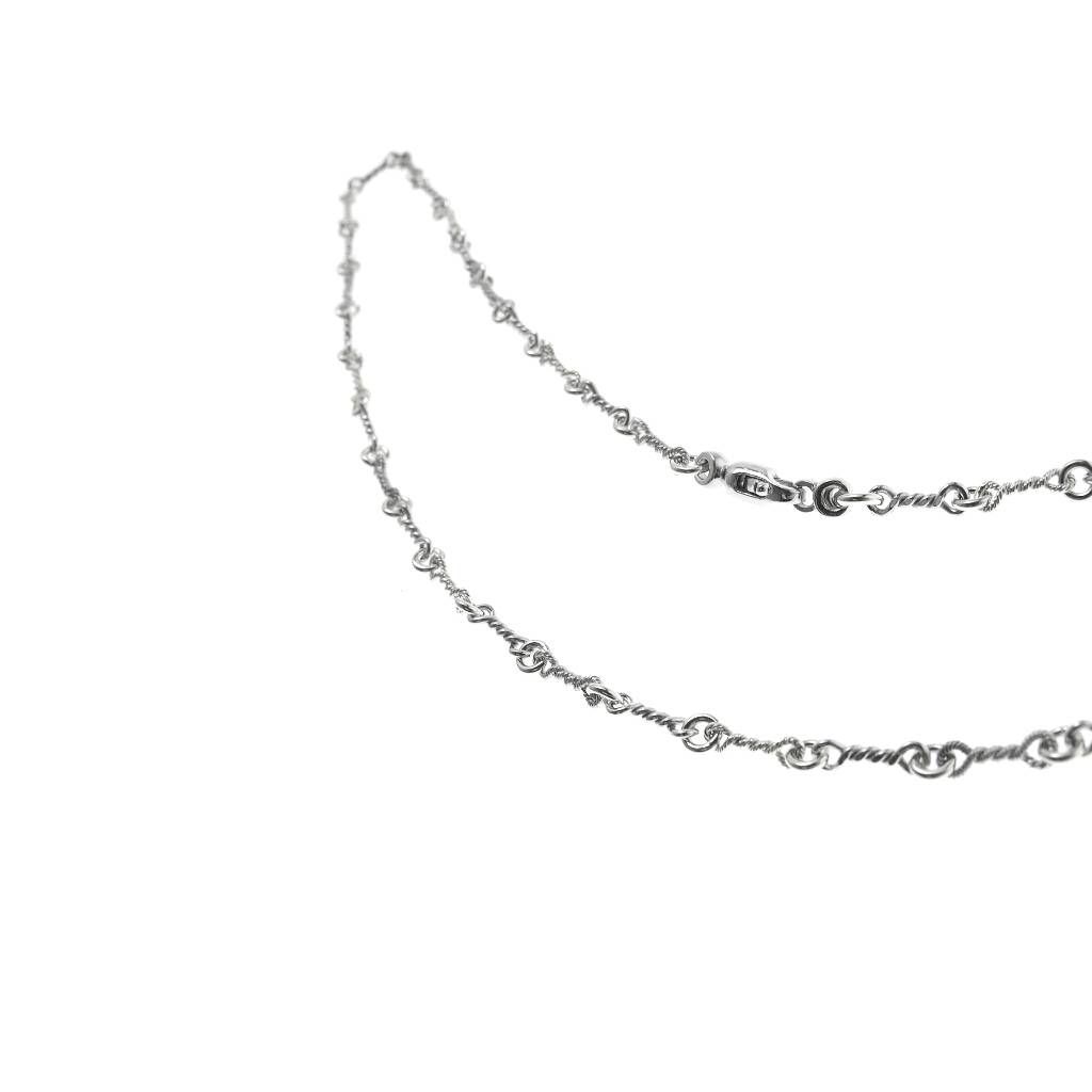 70cm Lace Necklace Alternating Braid with Eyelets in White Gold