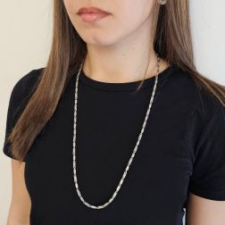 Photo of worn Necklace Laccio 70cm Chain Snail Tubular White Gold