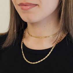 Photo of worn Necklace Laccio 80cm Curly Snail Chain Yellow Gold
