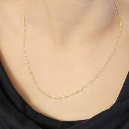 Photo of worn 50cm Necklace 3+1 width of 1.80mm 18kt yellow gold