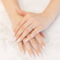 Photo of worn Solitaire "Love Panarea" GIA Diamond 0.55ct Platinum