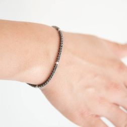 Bracciale Tennis DOT 19cm x 2.50mm foto indossata