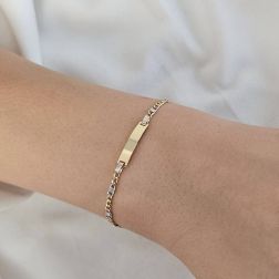 Bracciale Baby 3+1 Grumetta Traversino bicolore con Targa foto indossata