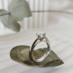 Solitario "Blossom" Diamante GIA da 1.00ct Platino