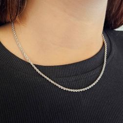 Collana Corda 40cm x 2.30mm - Platino indossata