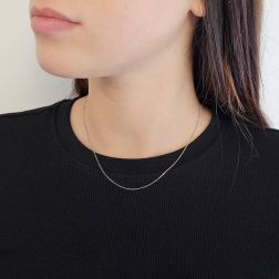 Photo of worn Platinum Cuban Link necklace 40cm x 0.80mm