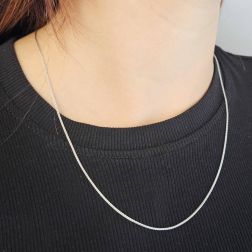 Photo of worn Platinum tubolar ear of corn chain necklace 45cm-50cm x 1.10mm