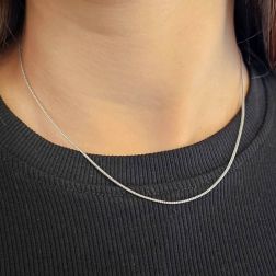 Photo of worn Platinum faceted ear of corn chain necklace 40cm x 1.10mm