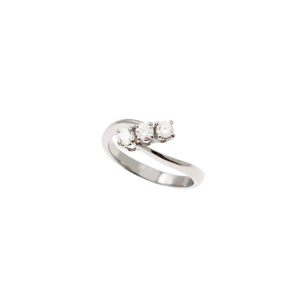 Anello Trilogy Obliquo da 0,34ct - Platino - Misura 13