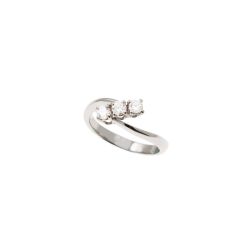 0.34ct Oblique Trilogy Ring in Platinum