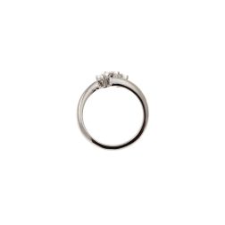 Anello Trilogy Obliquo da 0,61ct Diamanti Certificati GIA - Platino