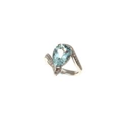 Contrariè Ring with teardrop Aquamarine and Diamonds in Platinum