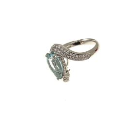 Contrariè Ring with teardrop Aquamarine and Diamonds in Platinum