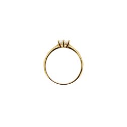 Faceted Solitaire Ring with Round Zircon in Yellow Gold