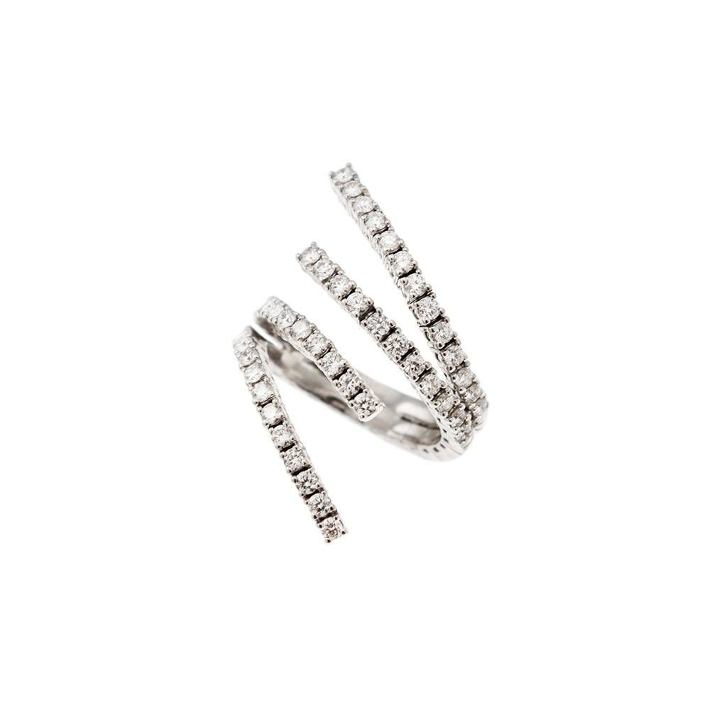 Contrariè Diamond Tennis Ring in White Gold