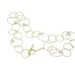 Circle Necklace with Pearls