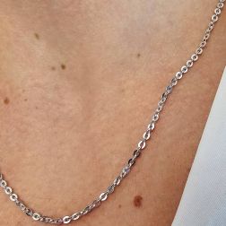 Photo of worn White Gold 50cm x 2,70mm Rolò Chain Necklace