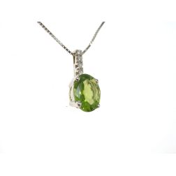 Necklace with Peridot and Diamonds pendant