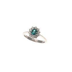 Anello Solitario Smeraldo Ovale 5x4mm e 10 Diamanti