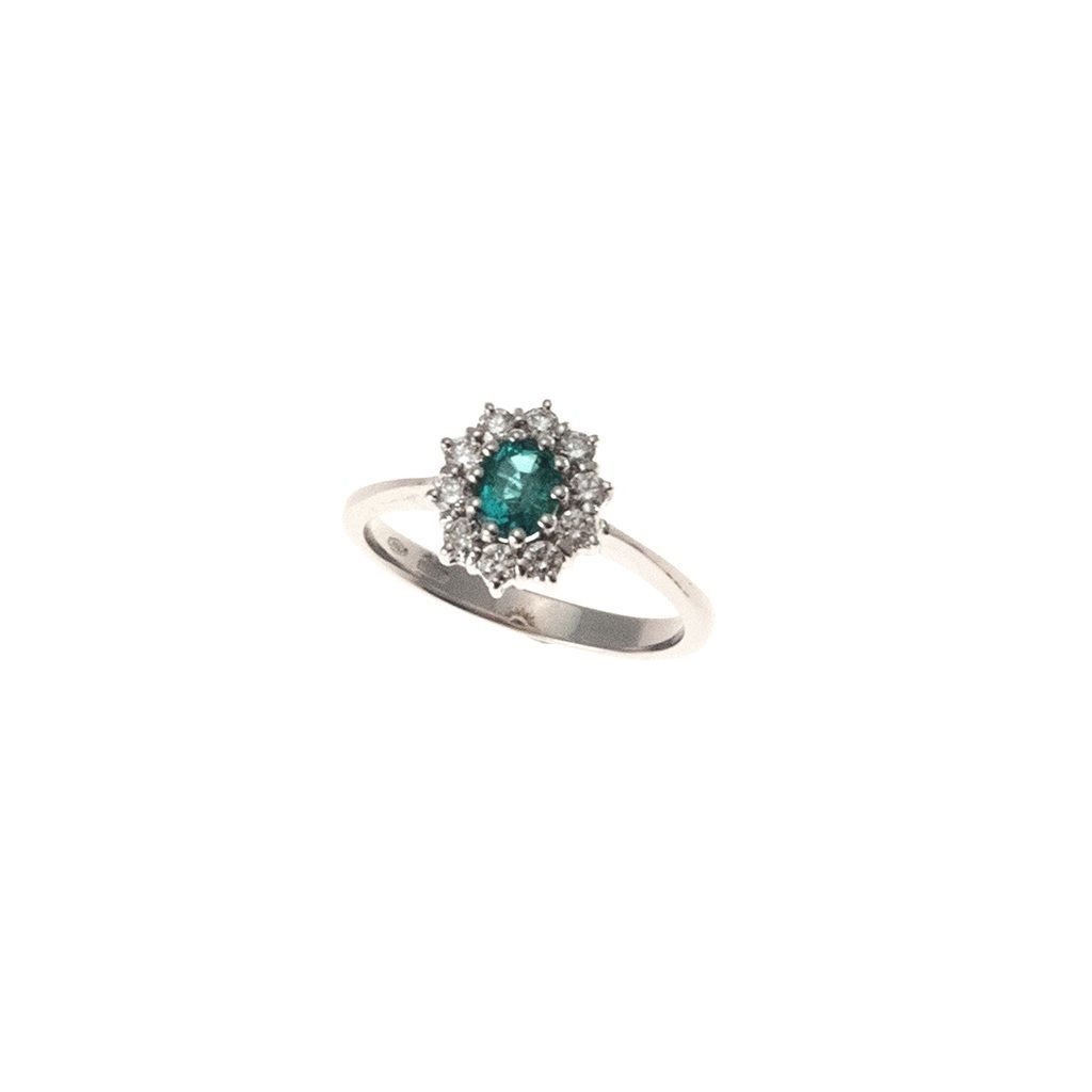 Anello Solitario Smeraldo Ovale 5x4mm e 10 Diamanti