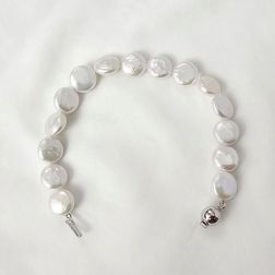 Bracciale Perle Bianche a bottone chiusura sfera Oro Bianco