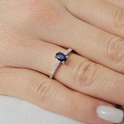 Oval Blue Sapphire Solitaire Ring with 8 Diamonds in White Gold - Italian Size 9 photo worn