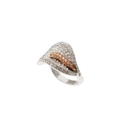 Leaf Design Ring with 148 Diamonds in White Gold and Rose Gold