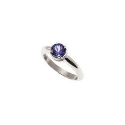Anello Solitario tondo con Tanzanite e 18 Diamanti Oro Bianco