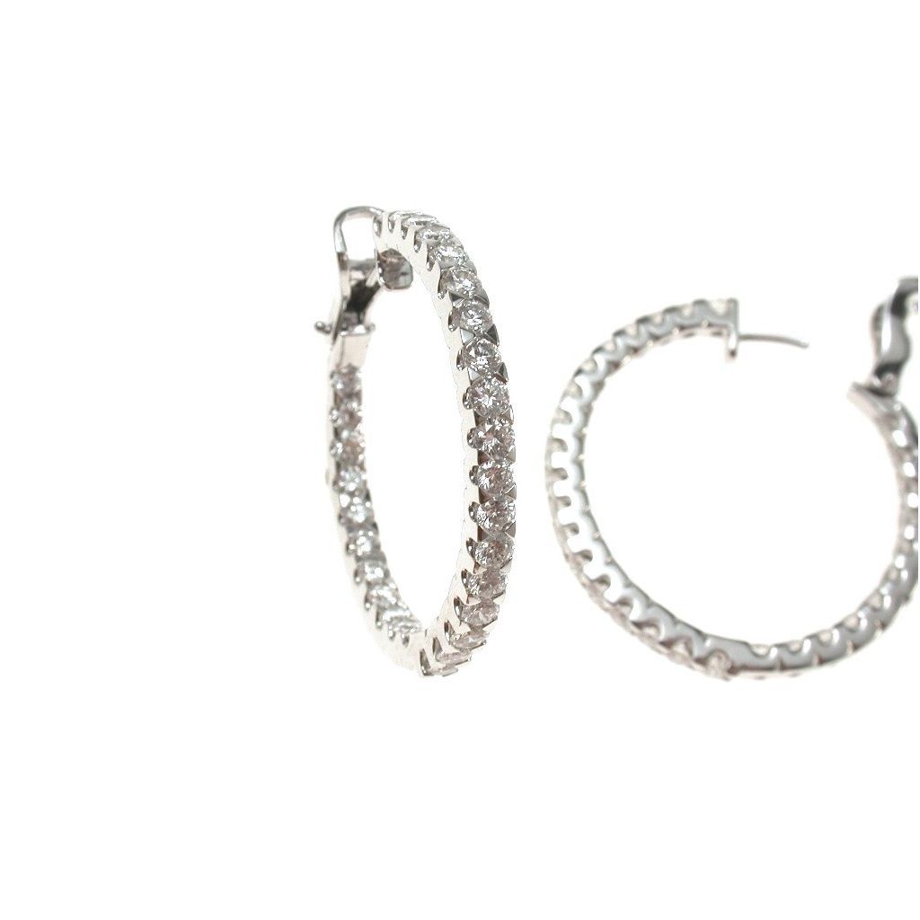 Boccole con 58 Diamanti 5,36ct chiusura a Clip in Oro Bianco