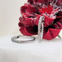Boccole con 58 Diamanti 5,36ct chiusura a Clip in Oro Bianco
