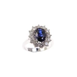 Anello Kate con Zaffiro Blu 6x8mm e 12 Diamanti